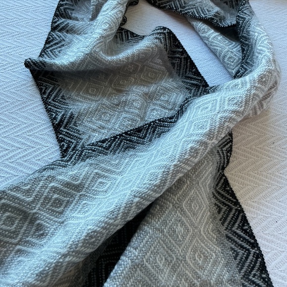 Handmade Scarf from Machu Picchu 🇵🇪 - Picture 1 of 5